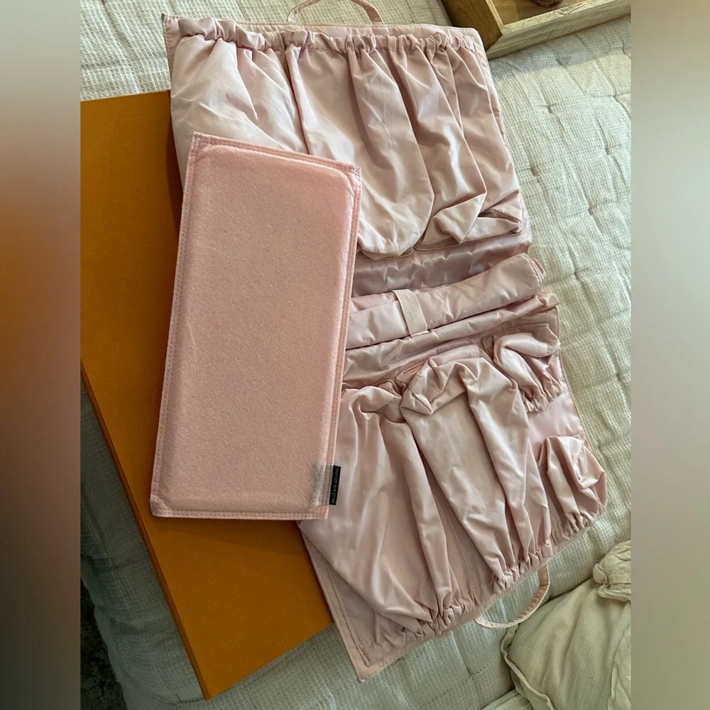 Louis Vuitton Neverfull MM pink lining - Picture 16 of 16